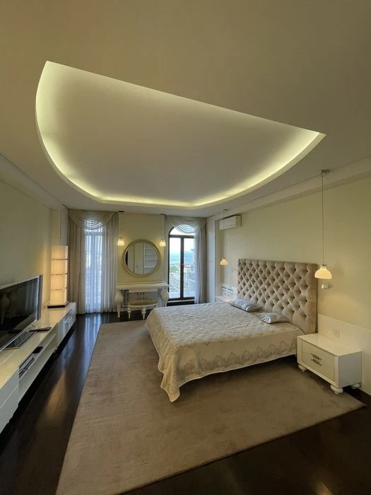 Rent a 3-room apartment with a terrace and a sea view Center residential complex Ge