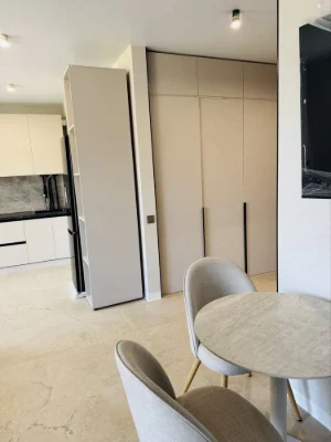 COMMISSION-FREE, Renovated Apartment, ЖК Ютландія 1, Center