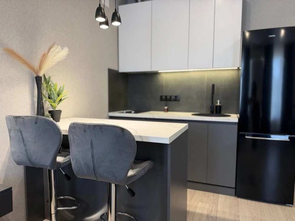 Apartment for sale with excellent renovation in the "Molodyist" residential complex