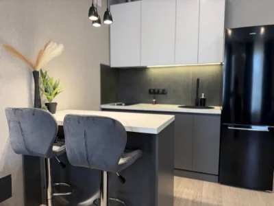 Apartment for sale with excellent renovation in the "Molodyist" residential complex