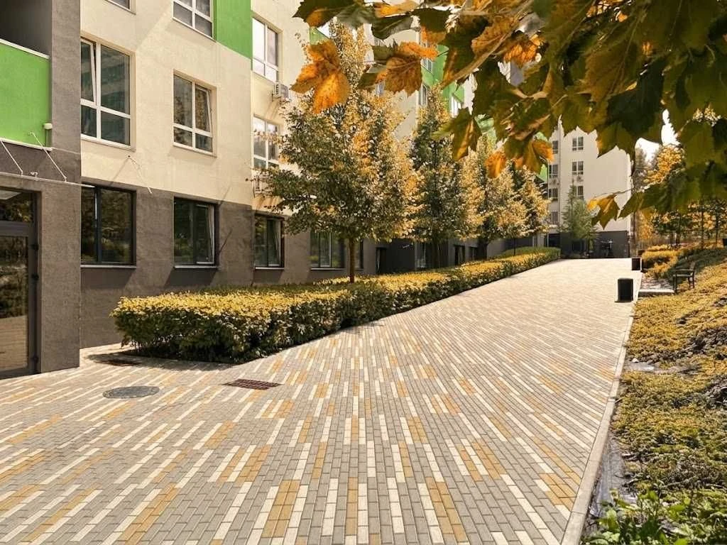 Sale of a 2-room apartment, 59.3 sq m. Furniture and appliances. Full renovation. State.