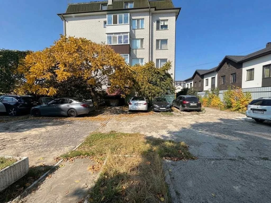 Sale of a 3-room apartment 90 m². TWO-LEVEL. WITH FURNITURE and EQUIPMENT.