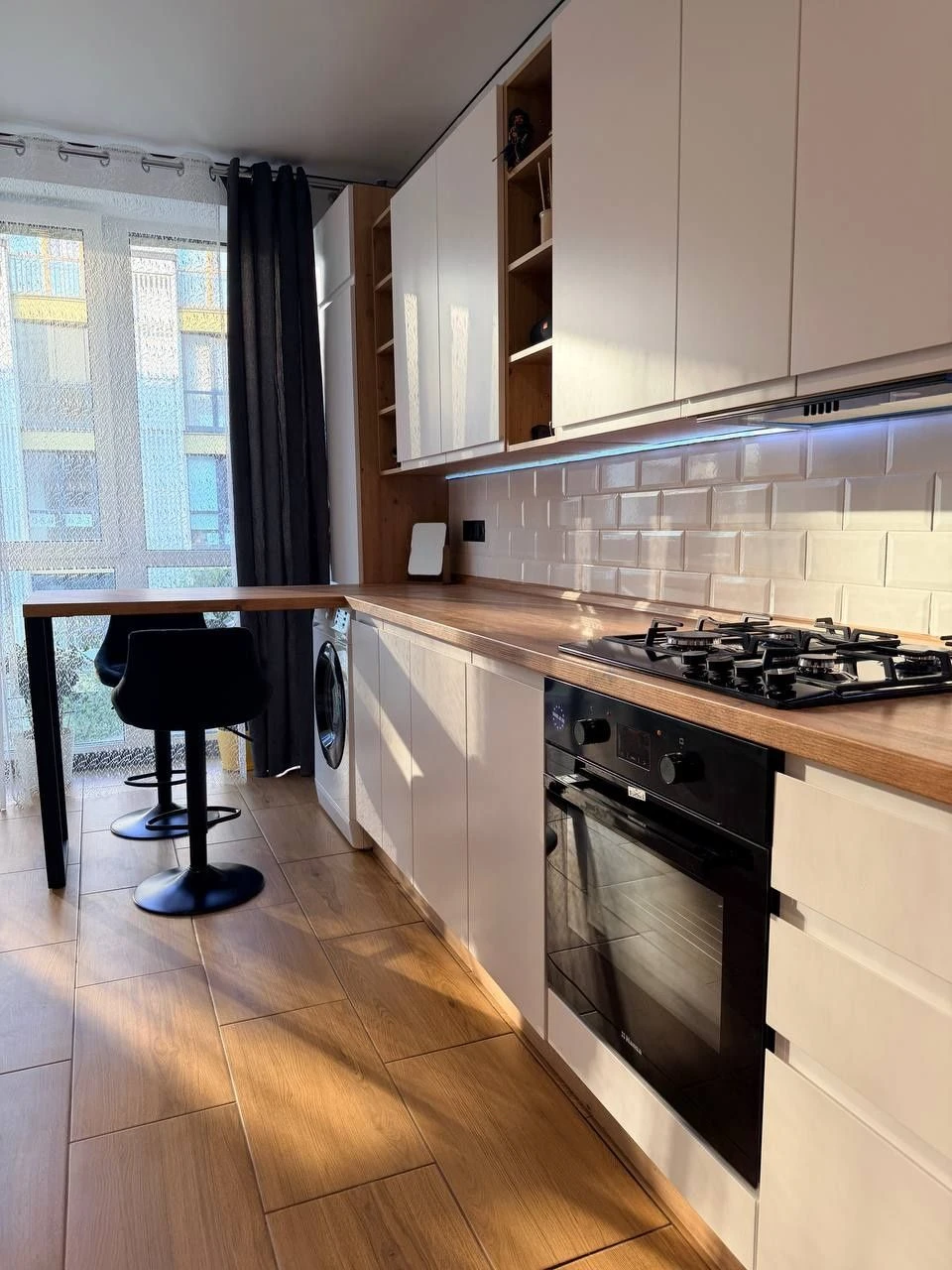 Euro 2-room apartment in the "Burgundia" residential complex