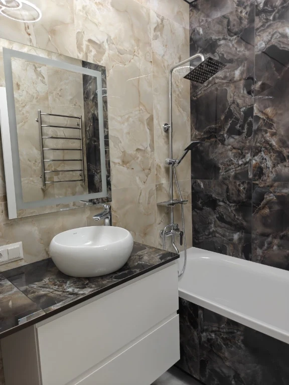 Apartment with renovated interior in a building with a shelter! (ID 383)