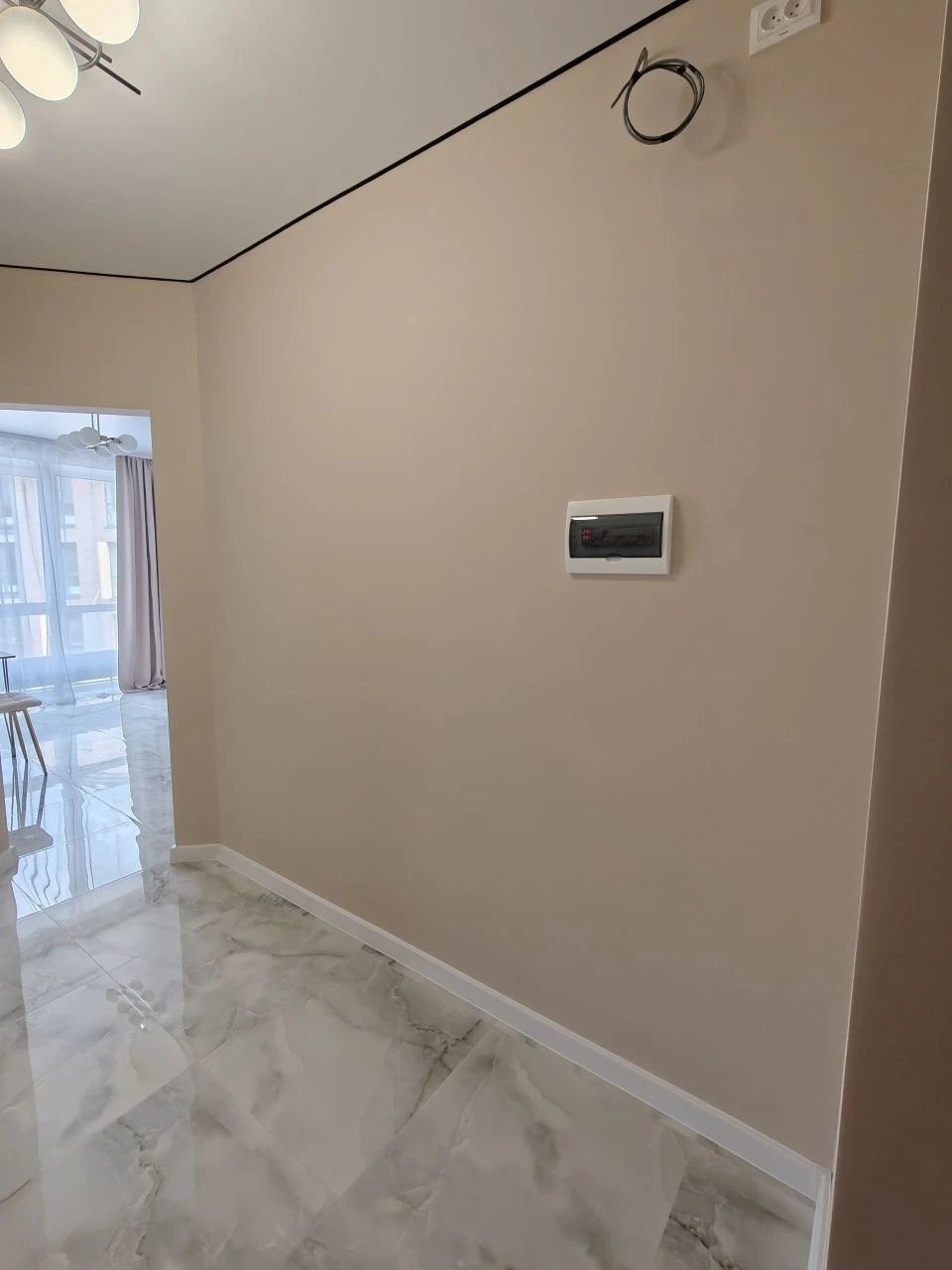 Apartment with renovated interior in a building with a shelter! (ID 383)