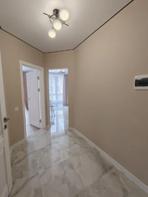 Apartment with renovated interior in a building with a shelter! (ID 383)
