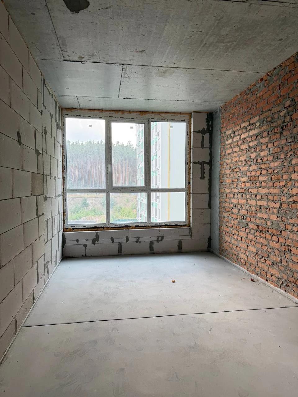 Irpin, City Park Residence, 2-bedroom apartment with minimal finishing