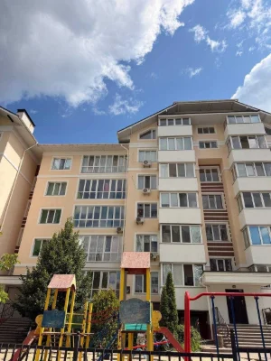 Sale of a large 2-room apartment in a renovated condition, Irpin city