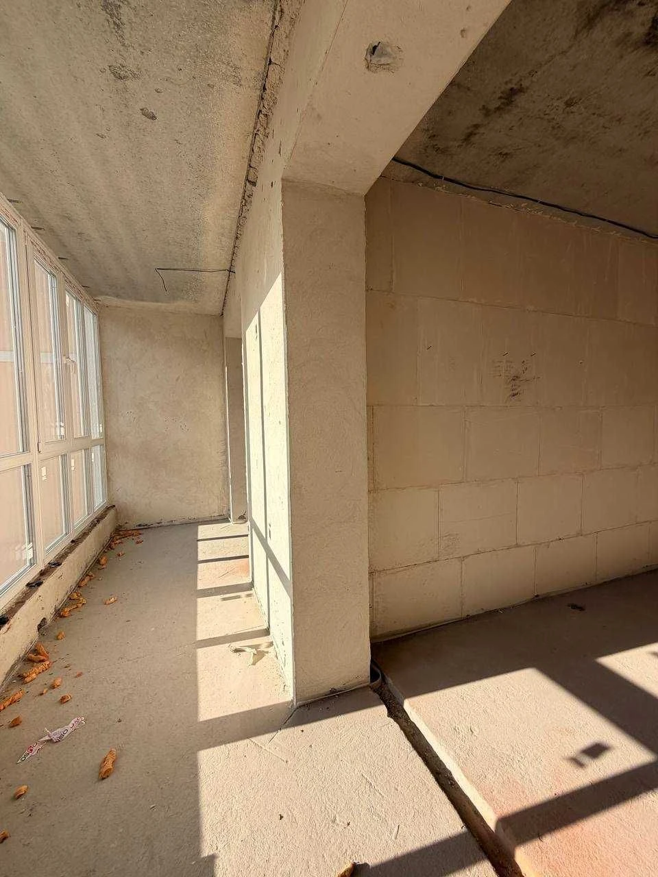 Sale of a large 2-room apartment in a renovated condition, Irpin city