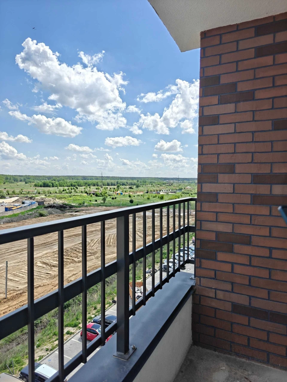 Apartment with two terraces, balcony and a view of inspiring clouds