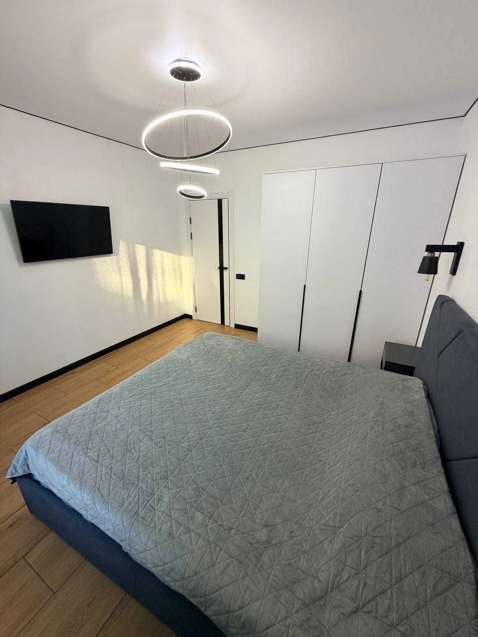 Продаж 1-кімнатної квартири 40 м²! Сучасний ремонт + тепла підлога + газ