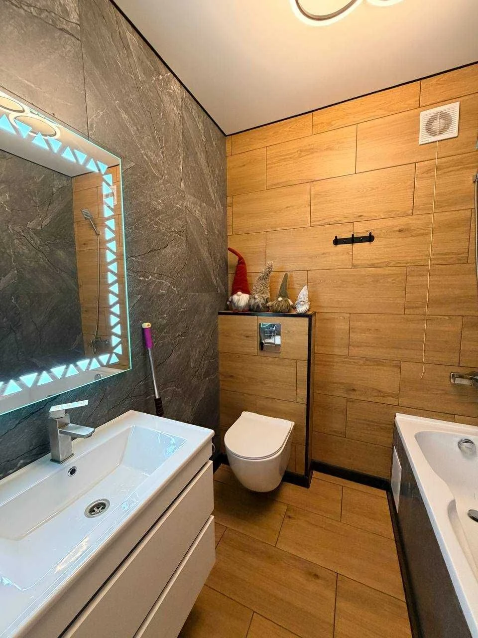 Продаж 1-кімнатної квартири 40 м²! Сучасний ремонт + тепла підлога + газ
