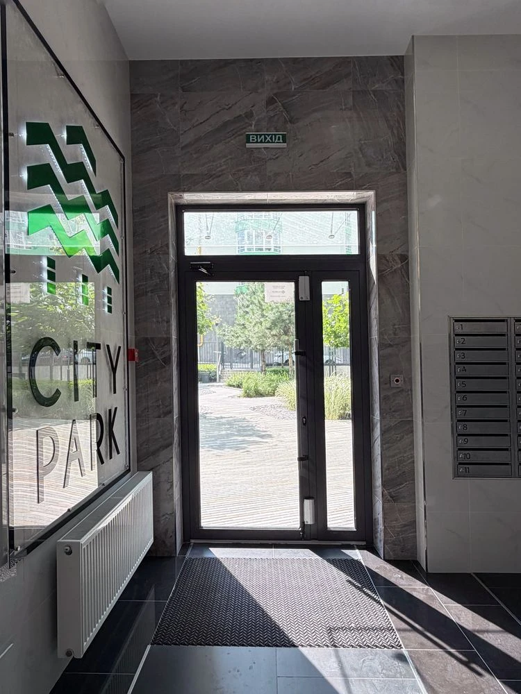 Sale of a 2-bedroom apartment near the park, Irpin