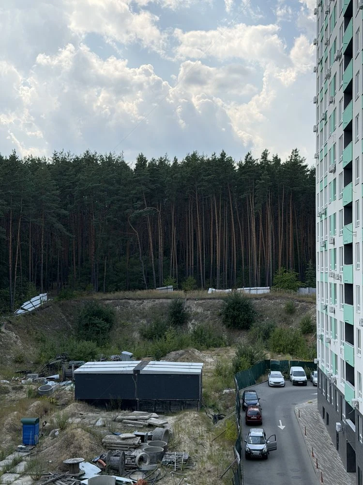 Sale of a 2-bedroom apartment near the park, Irpin
