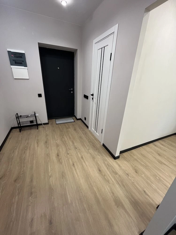 Fully furnished 1-bedroom apartment, NEW RENOVATION, GAS, 2 floors! Certificate