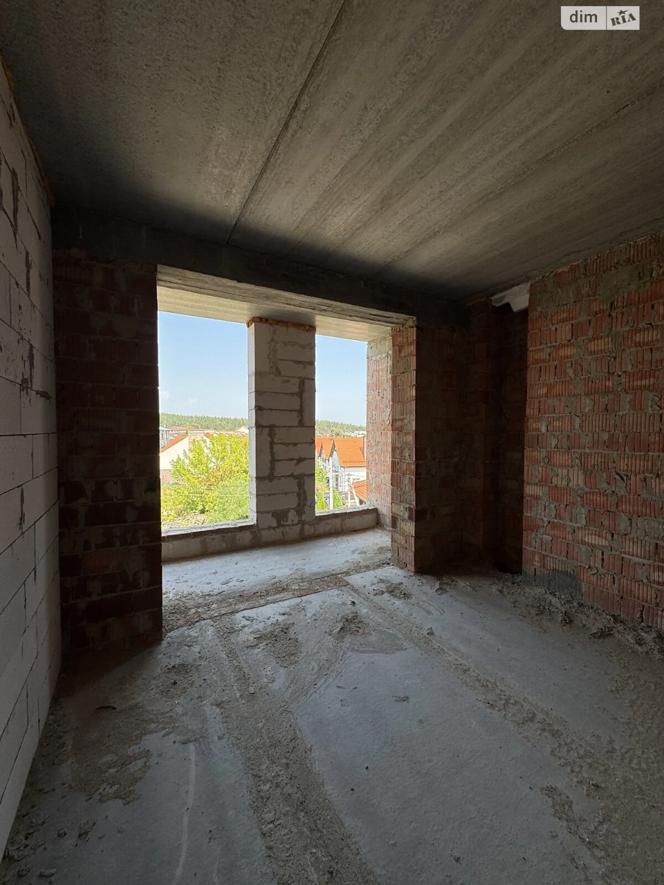 Apartment for Sale in Romanivka