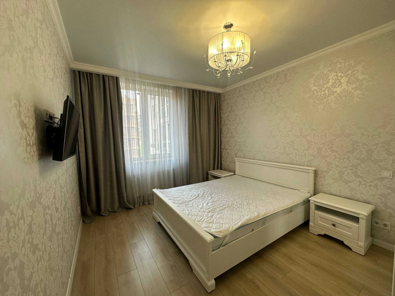 Продажа 2-комнатной квартиры 56 м² с мебелью и техникой. ГАЗ. ГОС.ПРОГ
