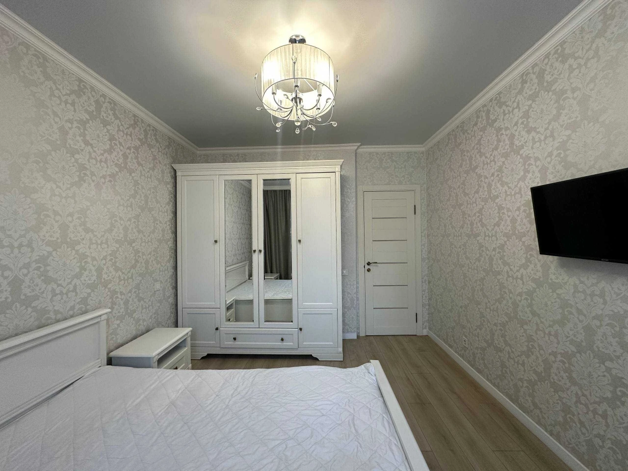 Продажа 2-комнатной квартиры 56 м² с мебелью и техникой. ГАЗ. ГОС.ПРОГ