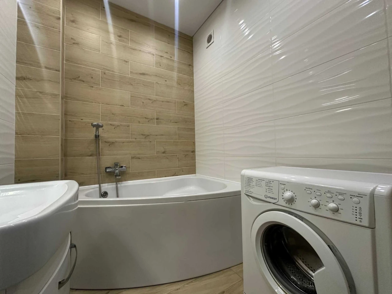 Продажа 2-комнатной квартиры 56 м² с мебелью и техникой. ГАЗ. ГОС.ПРОГ
