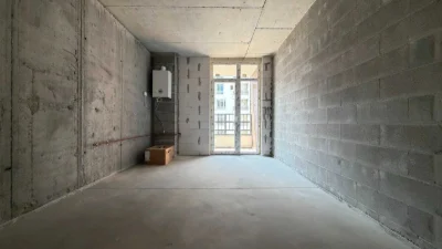 Продаж трикімнатної квартири, в новому закритому комплексі з