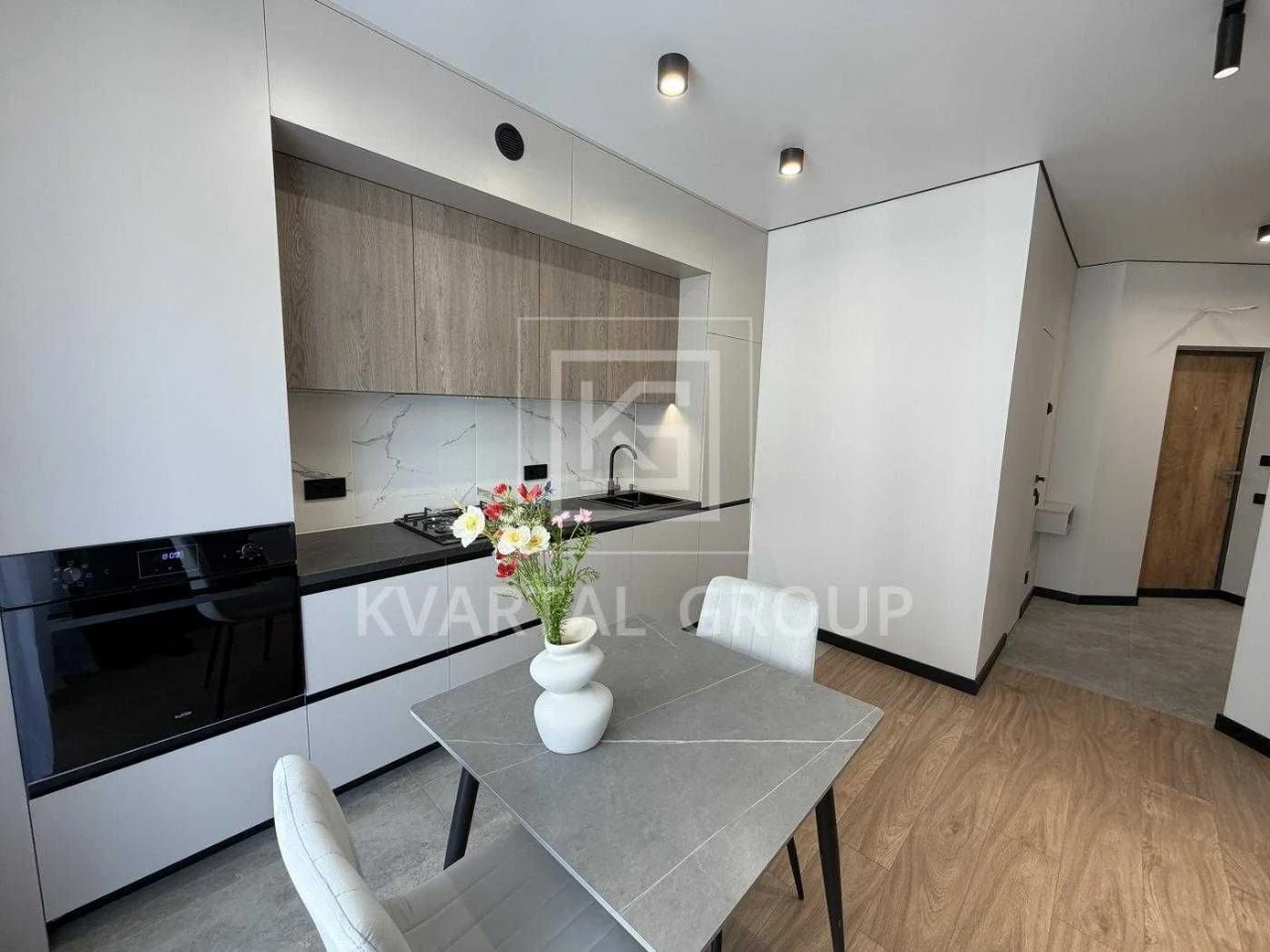 Apartment for Sale: Synerhiya City, 2-room apartment with renovation