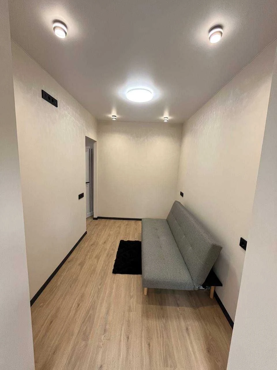 Apartment with New Renovation, Gas