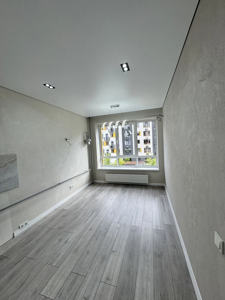 Apartment for sale with renovation in the "Molodyost" residential complex