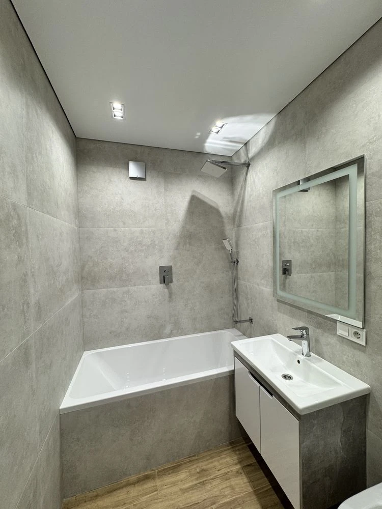 Apartment for sale with renovation in the "Molodyost" residential complex