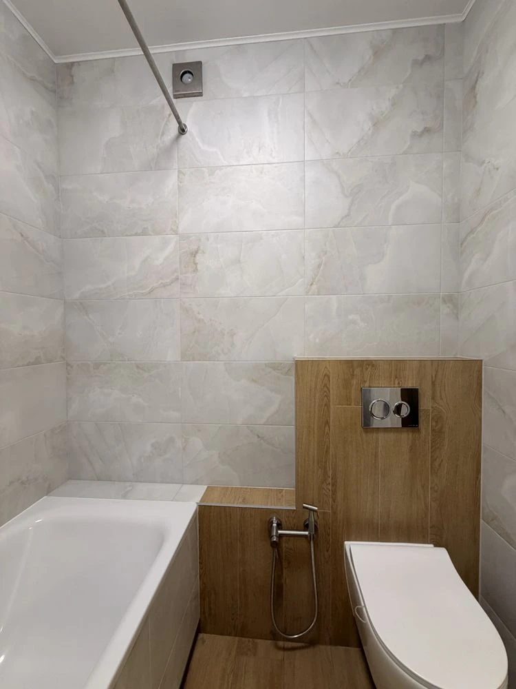 Spacious 2-bedroom apartment 67 sq m Euro-3 New, nobody