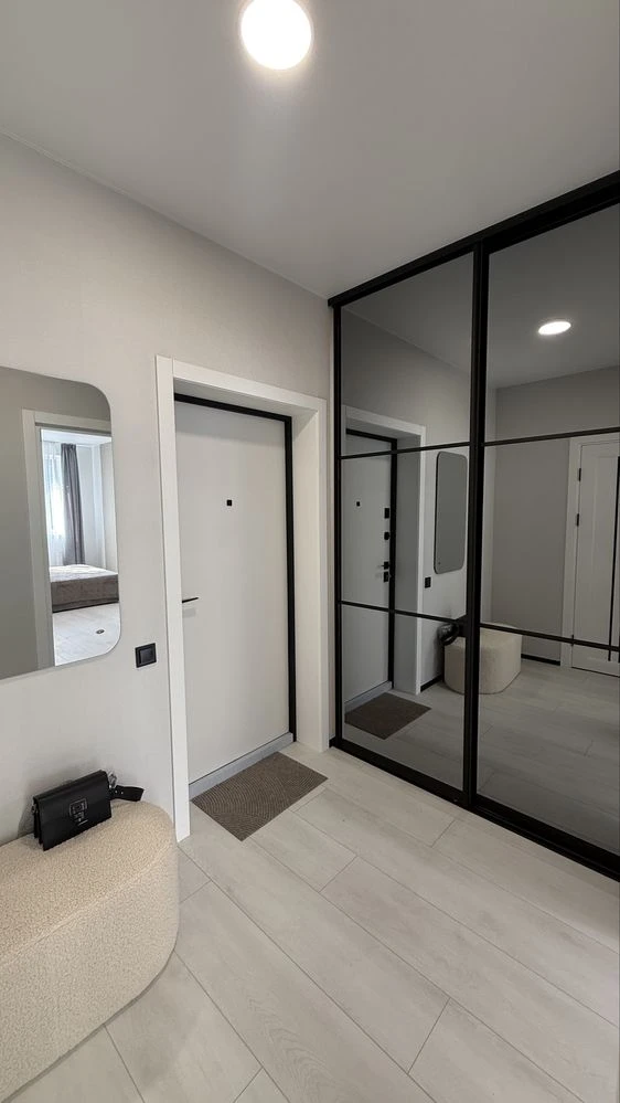 Euro 2-bedroom apartment with designer renovation! Gas! Park of Pravyka