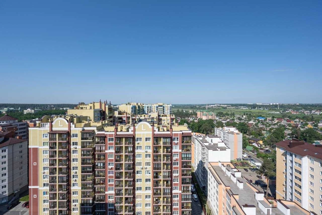 Great apartment with a terrace in the city center! 2% processing