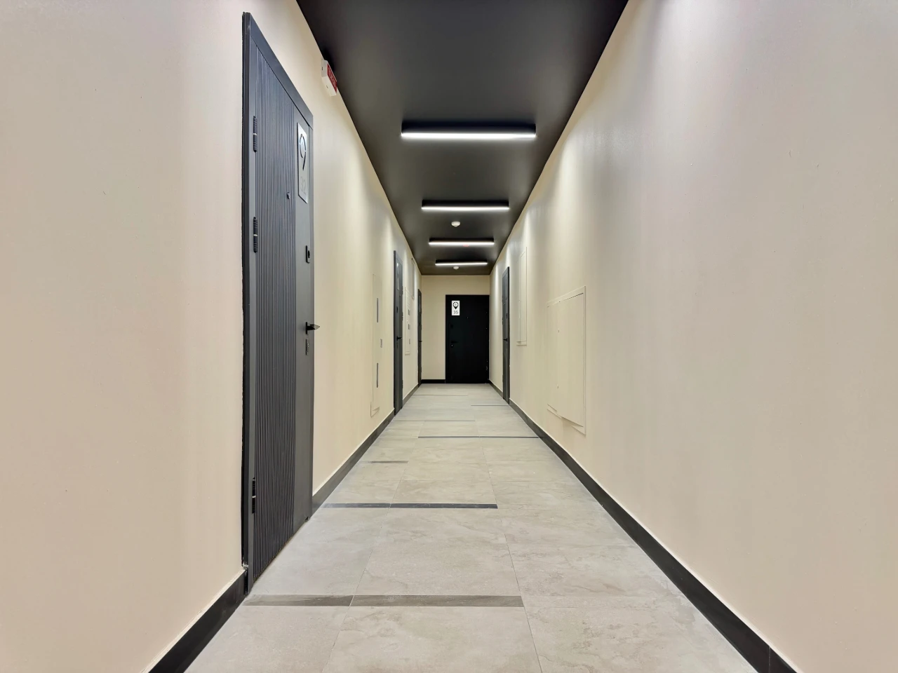 1 room apartment with finishing in a completed building. Center of Irpin!