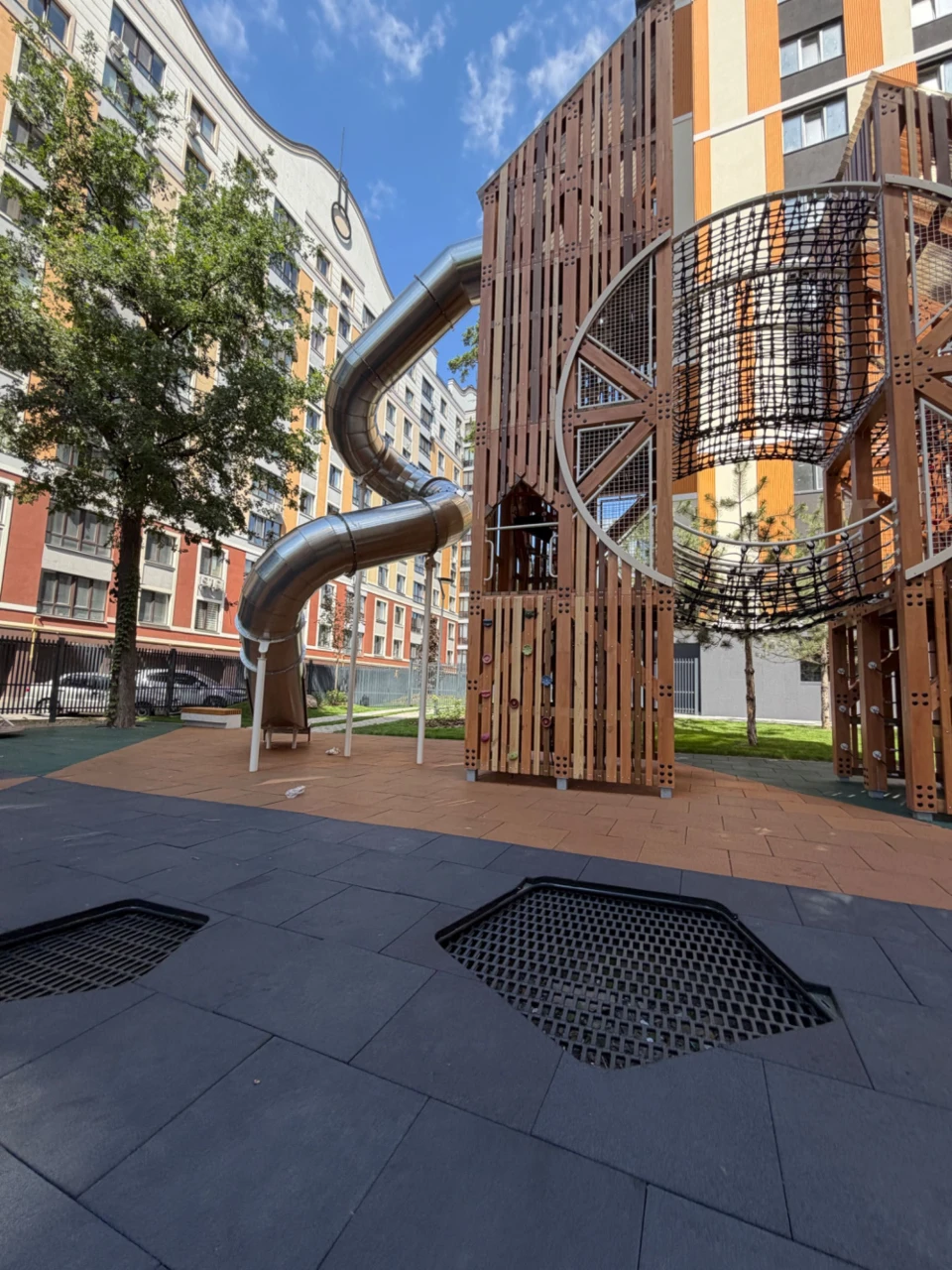 1 room apartment with finishing in a completed building. Center of Irpin!
