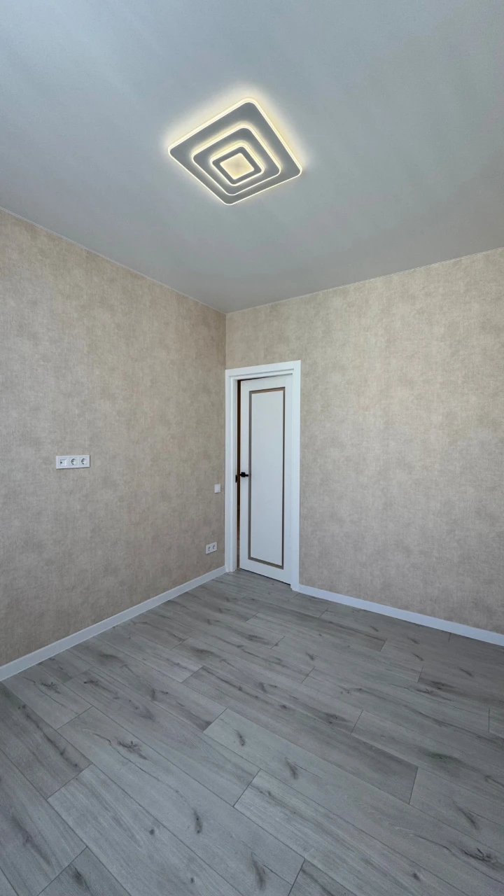 Apartment for sale, two rooms, renovated near Central Park