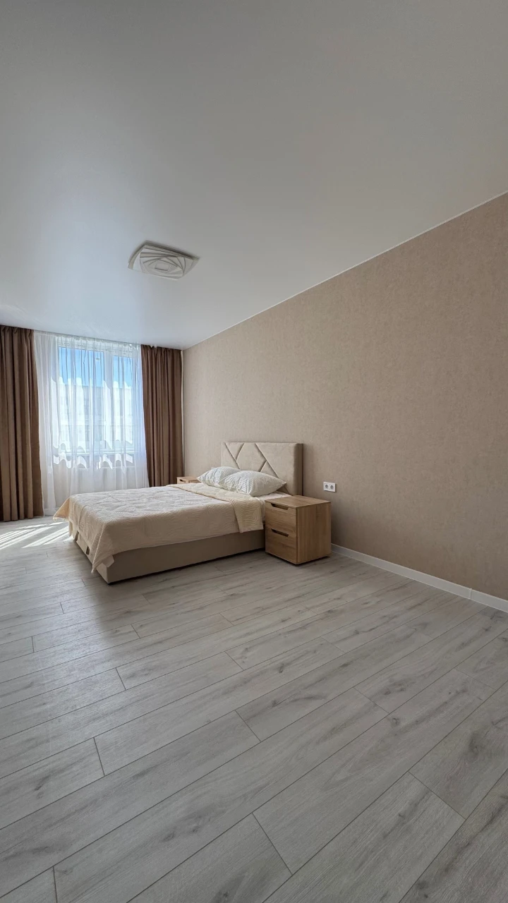 Apartment for sale, two rooms, renovated near Central Park