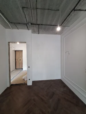 For Sale Spacious 1-bedroom apartment 43m2 with renovation in Irpin, st. Li