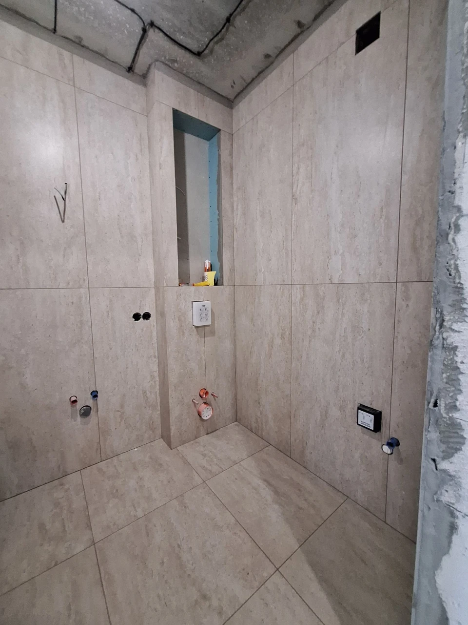 For Sale Spacious 1-bedroom apartment 43m2 with renovation in Irpin, st. Li
