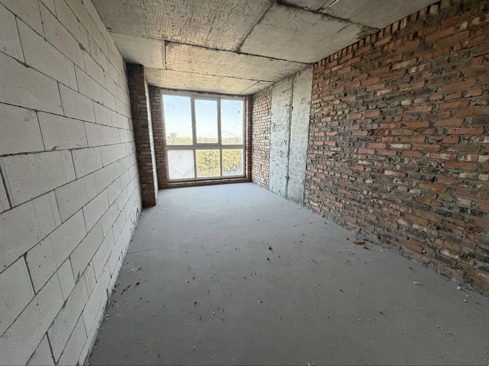 REAL PRICE! 1-bedroom apartment in a convenient location! 15 minutes from Kyiv!