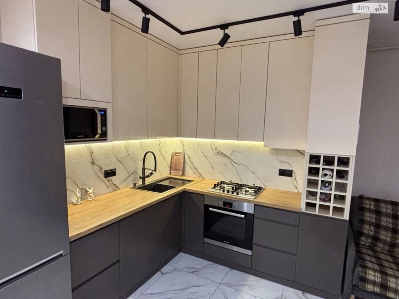 Apartment for Sale in Romaniвка
