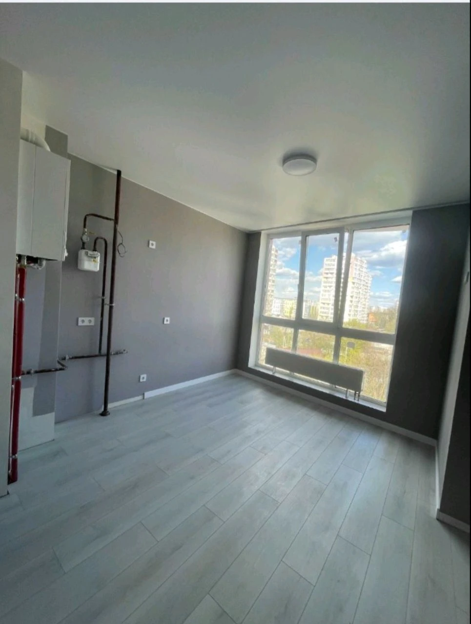 OWNER! CERTIFICATES OF RESIDENCE! Selling a rational 3-room apartment