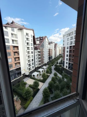 Квартира з початковим ремонтом В ЖК Синергія Сіті