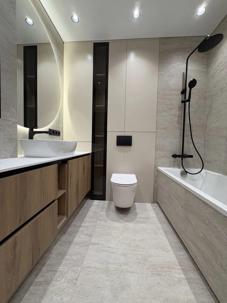 Sale of 1-room apartment in the Central residential complex 2, Irpin. Parking. Minimum offer.