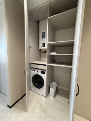Sale of 1-room apartment in the Central residential complex 2, Irpin. Parking. Minimum offer.