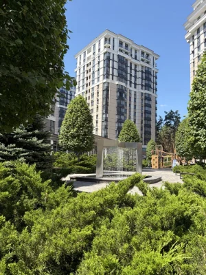 Sale of 1-room apartment in the Central residential complex 2, Irpin. Parking. Minimum offer.