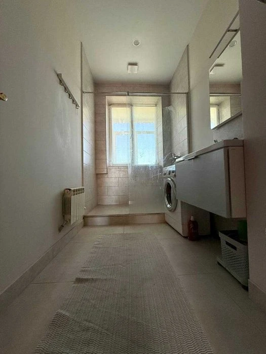 Продам 3к квартиру внизу пр.Александра Поля. Автономка. Ст