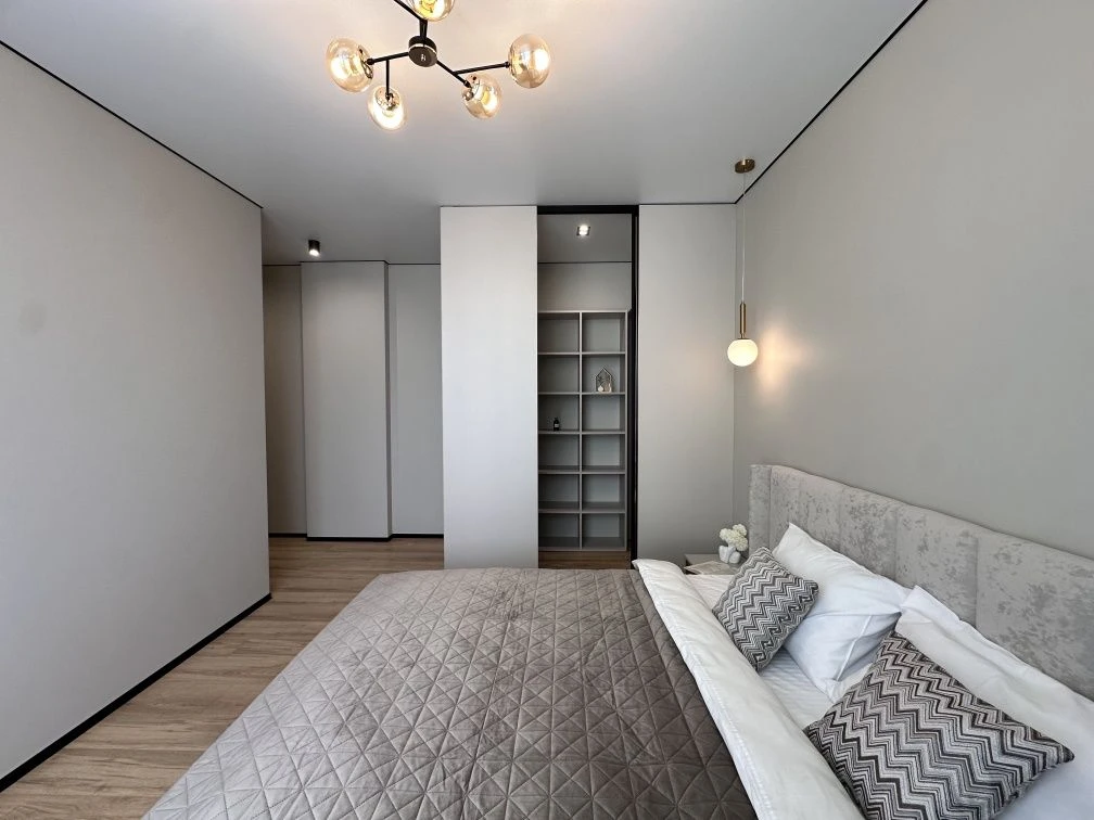 For Sale: Two-Room Apartment with Renovation