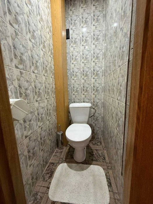 Продам 3к квартиру внизу пр.Александра Поля. Автономка. Ст