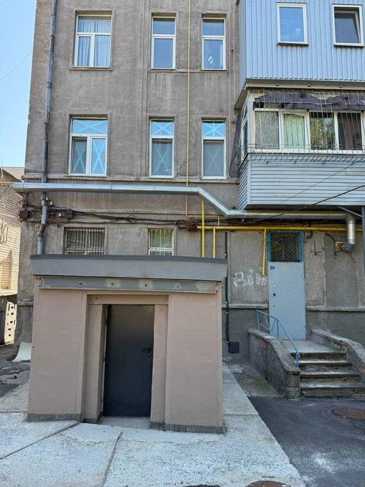Продам 3к квартиру внизу пр.Александра Поля. Автономка. Ст
