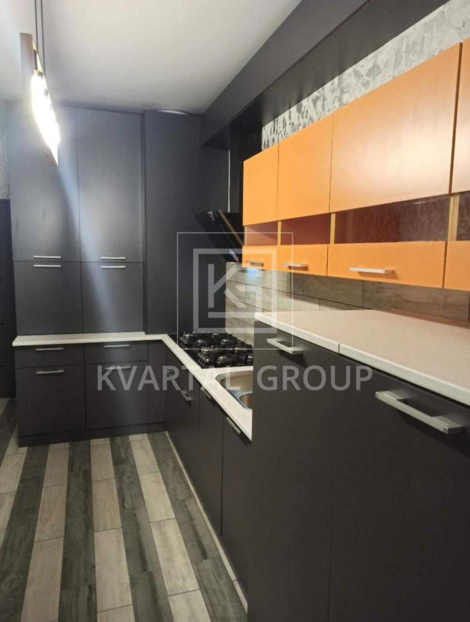 For Sale: Large 153m2 Apartment with Ready-to-Go Business