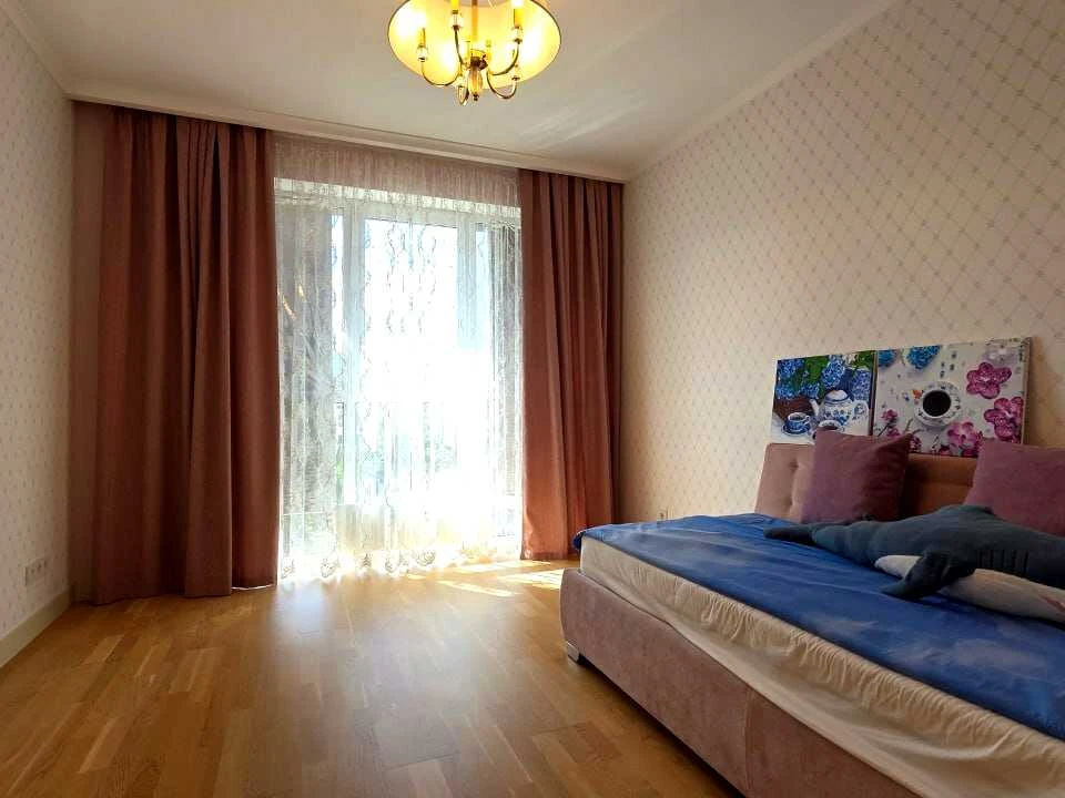 Apartment. Kyiv, Metropolitan Vasyl Lypkivsky St. (Urytsk